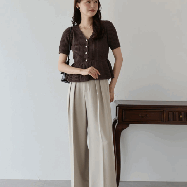 2025新品⍣BLUE EAST珍珠扣荷葉邊針織衫(4色)