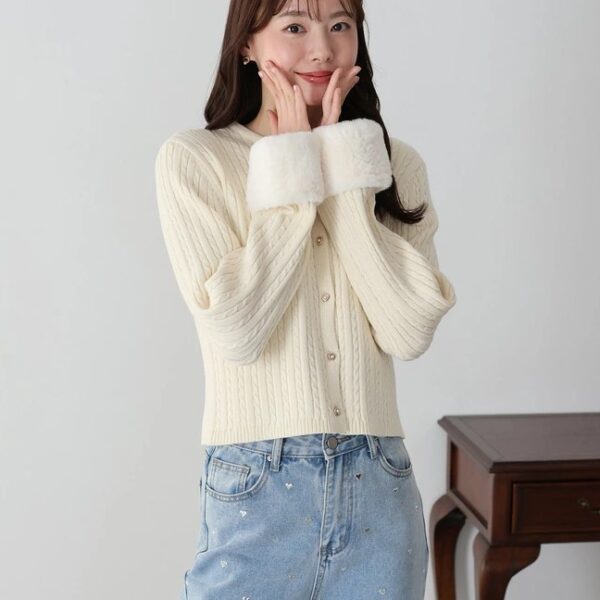 BLUE EAST澎澎毛袖針織上衣(3色)