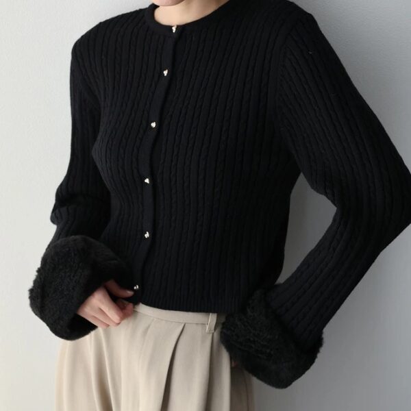 BLUE EAST澎澎毛袖針織上衣(3色)